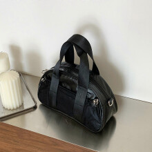 Sac à main Korena sophistiqué en cuir PU avec bandoulière réglable et poignée supérieure, petit sac bandoulière argenté