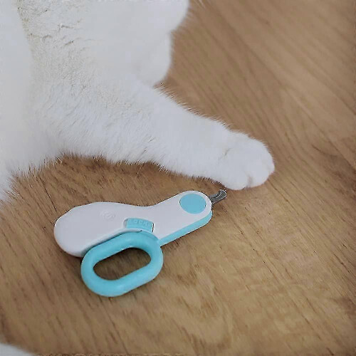 26-27 Cat nail clippers for safe trimming of cat claws 2