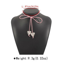 Gothic Velvet Herzanhänger-Choker-Halskette für Damen, elegant gewebt, geknotet, Schleife, verstellbare Schlüsselbeinkette