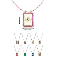 Trendige Halskette mit Tarotkartenmotiv, schicke Halskette mit Tarotkarten-Emblemen, einzigartiges Halsschmuckstück für ein Date