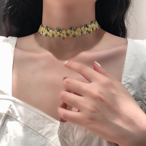Colar floral em renda de toque suave e design versátil para mulher, acessório portátil para complementar qualquer visual 1