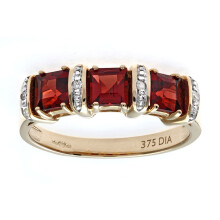 (U) Jewelco London 9ct Yellow Gold Round 2pts Diamond Round 1.36ct Garnet Eternity Trilogy Ring - PR0AXL1810YGT