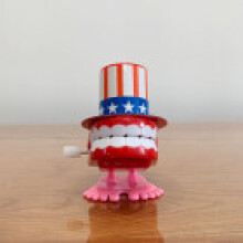 (Hat Teeth)Colorful Plastic Wind Up Walking Chattering Teeth Toys With Eyes Toys Educational