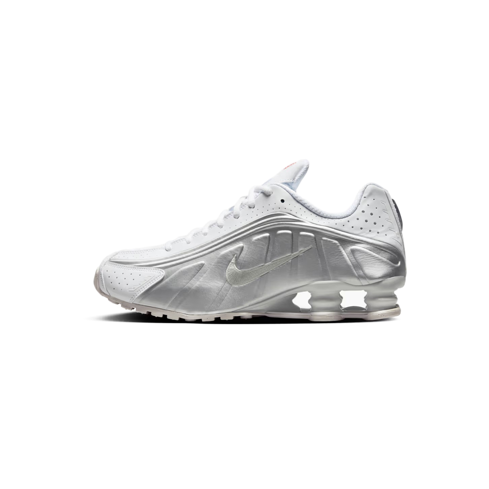 Nike Shox R4 Trainers White Metallic Silver Uk 9.5