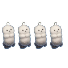 4/8-pack Charm 3D mjuka uttrar hängen Flockande uttrar Charm smyckestillbehör för kreativa nyckelringar och smyckesdesig