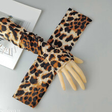 Leopard Pattern Arm Sleeves Long Gloves Warm And Comfortable Arm Covers Sun Protective Arm Protectors For Women Men Multicolor