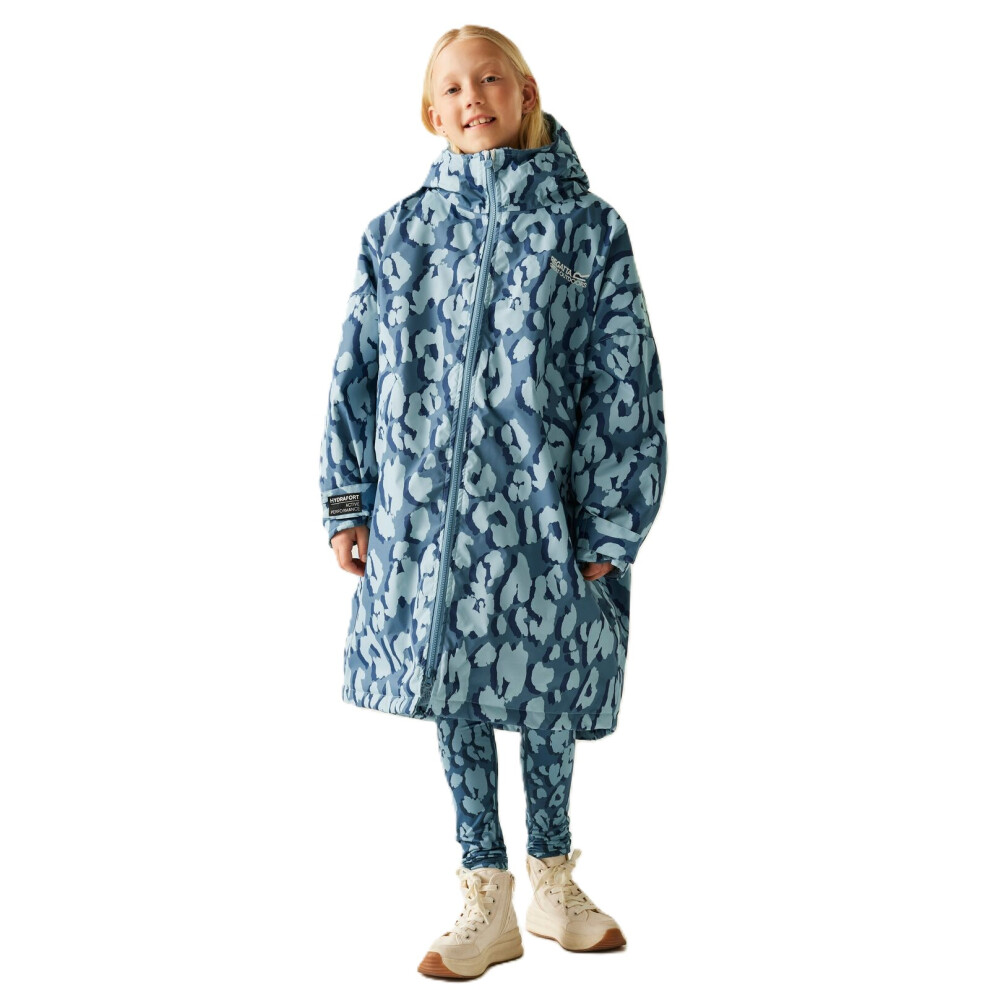 Regatta (5-9 Yrs, Storm Blue/Leopard Print) Kids Spirit Of Adventure Hooded Waterproof Warm Drying Changing Robe