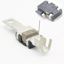 1PC Positive Battery Cable Fuse Connector Head For Volvo S60 S80 V60 XC60 S80L