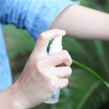 60 Pack Fine Mist Clear Spray Bottles 120 Ml (4 Oz) with Pump Spray Cap, Small Empty Bottles for Travel, Essential Oils