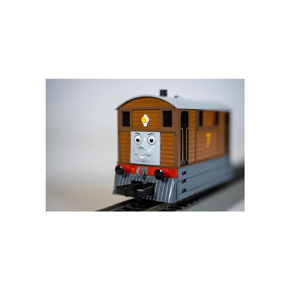 Bachmann Trains Thomas And Friends - Toby The Tram Engine With Moving Eyes, Black, 0.5 Liters