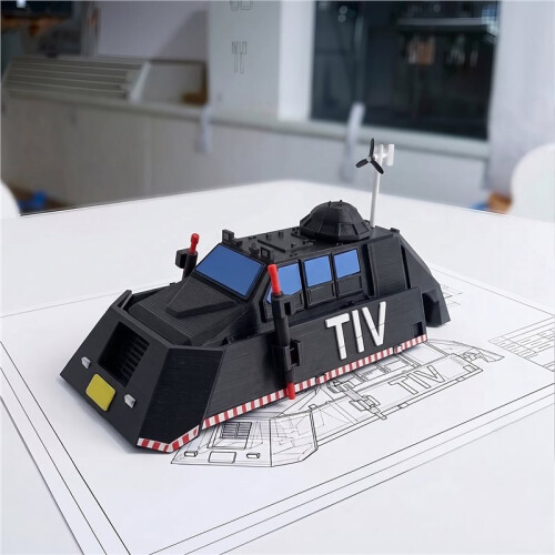 TIV2 Storm- Tornado-Intercept Vehicle Dynamic Model Wheels Movable Kit 2