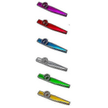 Set van 24 metalen kazoo's met 6 kleuren en 24 membranen.