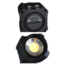 2X 2000LM -AußEnfotografie-Beleuchtung für -Action-Kamera und Telefon 40 M Wasserdichtes Sube-TauchfüLl-LED-Licht