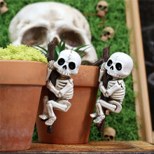 2pcs Halloween Skeleton Garden Decor - for Porch, Lawn, Home Office - Unique Halloween Gift & Year-Round Decoration