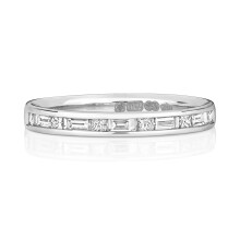 (J) 18ct White Gold 2.6mm Soft Court Comfort Half Eternity Diamond Wedding Band/Ring Baguette Cut 0.48 Carat H-I - SI
