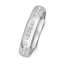 (Q) 9ct White Gold 4mm Slight Court Comfort Channel Set Diamond Wedding Band/Ring Brilliant Cut 0.15 Carat H-I - SI3-I1