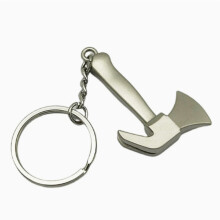 Portachiavi a forma di ascia in metallo, accetta tascabile affilata per tagliare rami, portachiavi in metallo resistente, regalo ideale