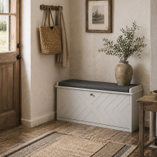 Rakamo Wooden White Chevron Shoe Bench With Grey Padded Seat For 10 Pairs