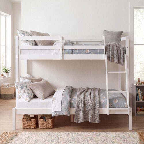 Vida Designs (White) Sydney Triple Bunk Bed - Single Double Ladder 2