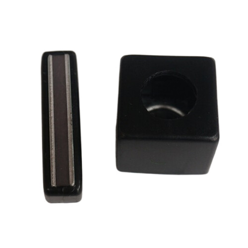 Pool Chalks Holder with Clip Magnetic Billiard Chalks Case Box Easy to Carry
