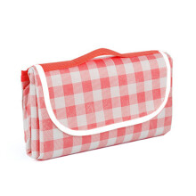 Picnics Blanket Outdoor Family Picnic Beach Blanket Waterproof Camping Mat Red box