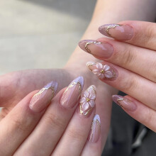 Layered Press On Manicure in Almond Shape with Soft Pink Finish, Floral Accent