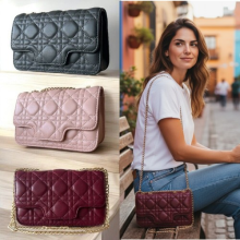 Luxury Quilted Chain Shoulder Bag – Elegant Small Crossbody Handbag for Women