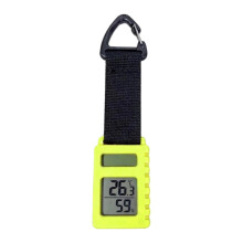 Camp Air Reader with Screen View and Hanging Clip for Outdoor Use Tender green