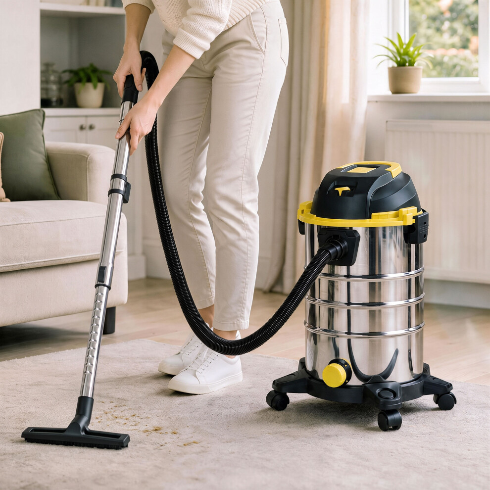 Homcom 1400W Vacuum Cleaner With Blowing Mode, Silver Tone