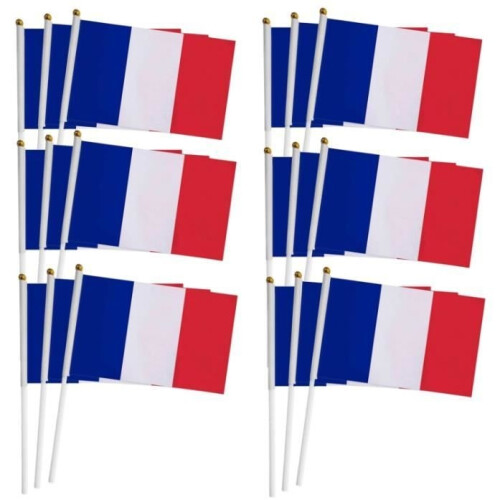 Tricolour Flags - 30 Pieces - Durable Polyester - Ideal for Events