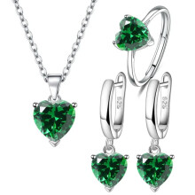 Schmuckset aus 925er Sterlingsilber: Herzförmiger Zirkonia-Ring, Ohrringe, Halskette, Grün