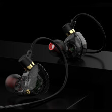 Transparente Außenfläche, verzögerungsfreie LED-Beleuchtung, In-Ear-Kopfhörer mit Kabel, Mikrofon und klarer Anrufqualität – jetzt im