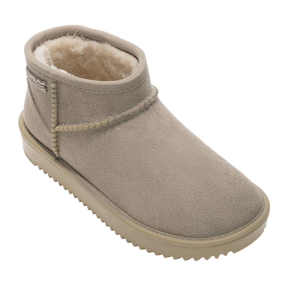 Regatta (11 Uk Child, Soft Taupe) Childrens/Kids Risley Waterproof Winter Boots