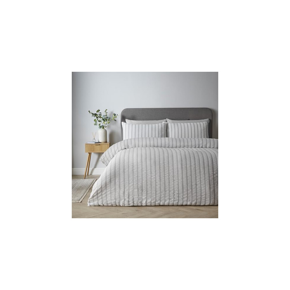 Catherine Lansfield Grey Soft Seersucker Stripe Duvet Cover Set in Size Single, Sports Direct - Image 7
