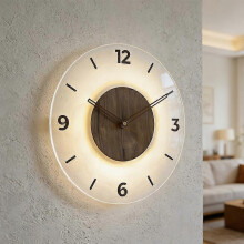 Wanduhr aus Massivholz, schlichte, transparente Designeruhr, Wanduhr für das Wohnzimmer, transparenter Zeiger aus Walnussholz