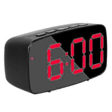 25-26 digitaalinen herätyskello yöpöydällä punainen LED-matka-USB-pöytäkello 12/24 tunnin lämpötilan torkkutoiminnolla