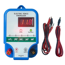 Équipements électriques pour volailles en promotion : panneau solaire portable 3-7J pour électrificateur de clôture.