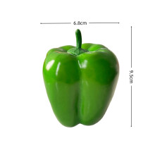 (Green bell pepper) Künstliche Obst- und Gemüsemodelle mit hoher Simulation, dekoriert mit gefälschten Früchten und Gemüse