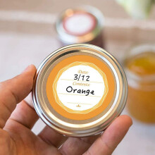 Self-Adhesive Labels Stickers Round Date Stickers Waterproof Food 20 pictures 40 by 40MM