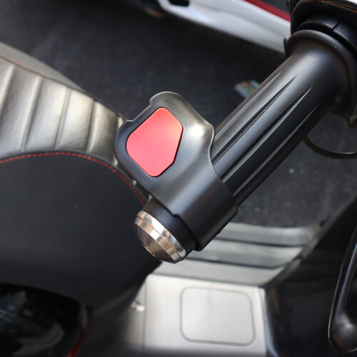 Long Ride Motorcycle Throttle Clamp Upgrades for Handlebar  Assistance Red