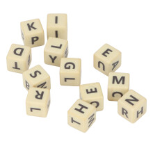 Reise-Scrabble-Spiel mit Aufbewahrungskoffer