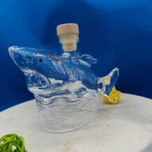 Fun Jaws 50. Whiskey-Flasche, Hai-Statue, 320 ml, Weinflasche, 3D-gravierte Themenstatue, Weindekanter, Heimbar