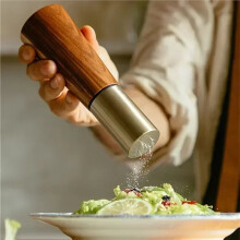 Peppercorns Grinder Sea Salt Peppercorns Grinding Bottle Manual Wooden Home Western Food Seasoning Jar