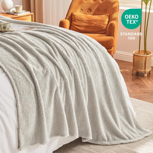 Couverture Sherpa Douce et Chaude 150x200 cm Gris 2
