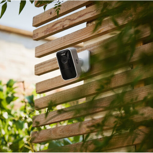 Yale Yale SV-OC-1A-W Black Outdoor Smart Home Security Camera 2