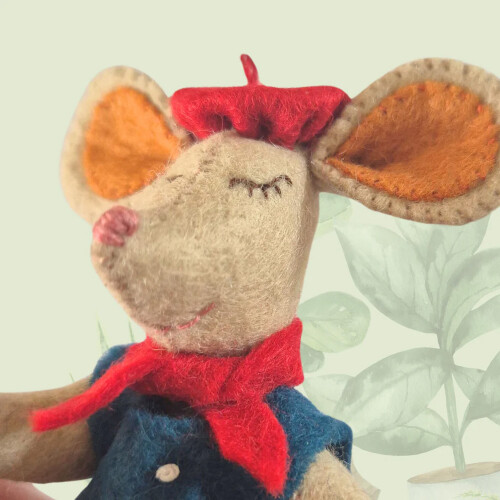 Corinne Lapierre Little Mouse in Paris Felt Craft Mini Kit 1