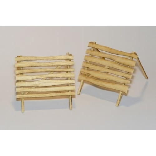 PLU393 - * Plusmodel 1:35 Snow Protection Screens