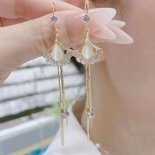 Σκουλαρίκια Hesroicy1Pair με φούντες, σε σχήμα φύλλου με ένθετο στρας, υποαλλεργικά 2