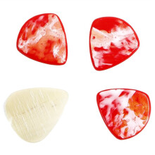 Juego de 4 Púas de Guitarra con Remolino Rojo de Resina y Cuerno Natural para Guitarras Eléctricas, Acústicas y Bajos.