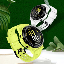 SUSUchens LED-sporthorloge voor kinderen, groot scherm, ademend en verstelbaar, zweetbestendig, multifunctioneel, comfortabel zwart digitaal horloge
